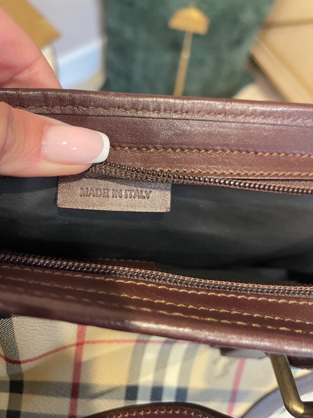 Burberry Beige Vintage Check Shoulder Bag with Brown Leather - Picture 11 of 12